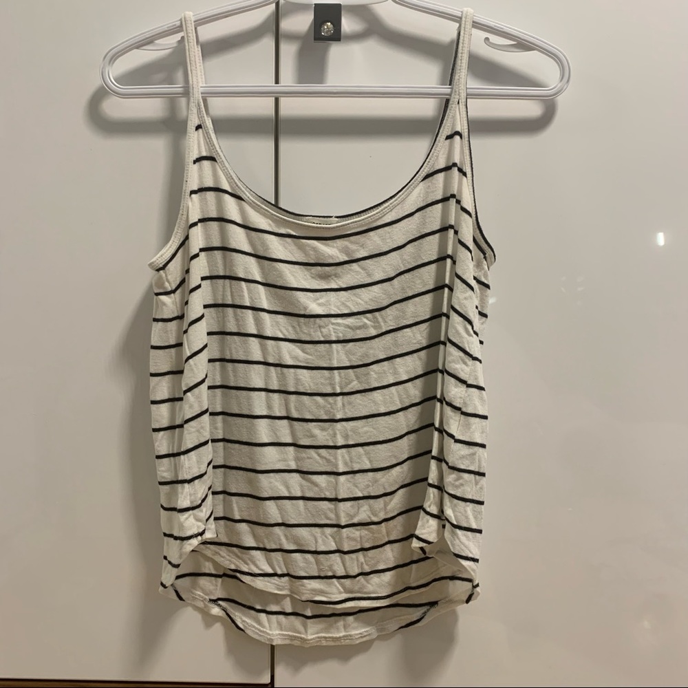 BUNDLE OF 6 TANKS